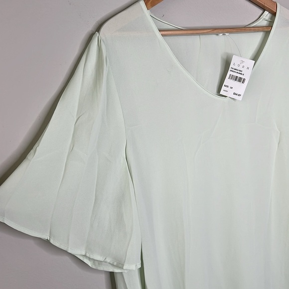 Lush Nordstrom Sheer Flutter Short Sleeve Top in Green Mumble Size 3X NWT! - Picture 2 of 5